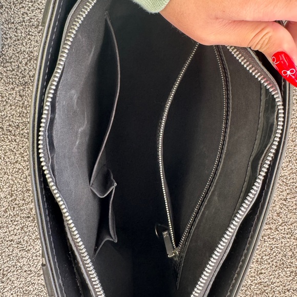 LV Tote Bag - Picture 8 of 8